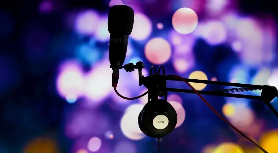 Como escolher o estúdio de podcast ideal para valorizar sua marca